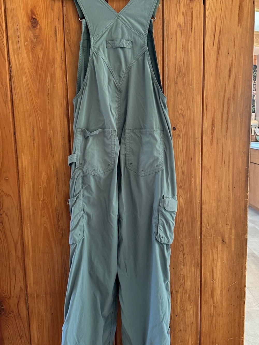 Duluth Heirloom Gardening Bib Overalls - Picture 5 of 9